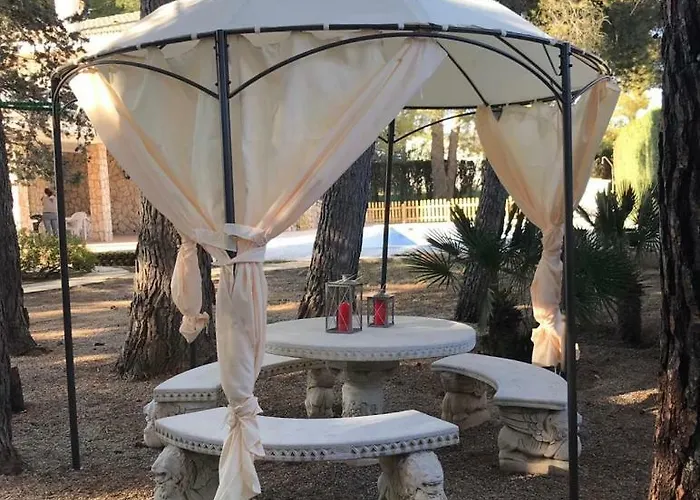 Bella Cala *